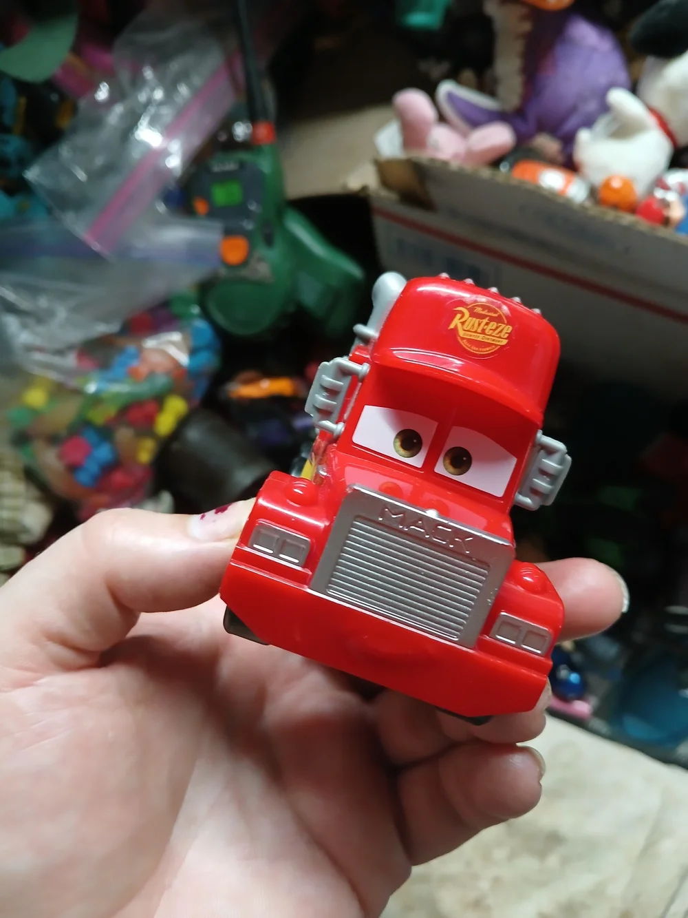 Mattel Disney Pixar Cars Mack Mini Racers Hauler.